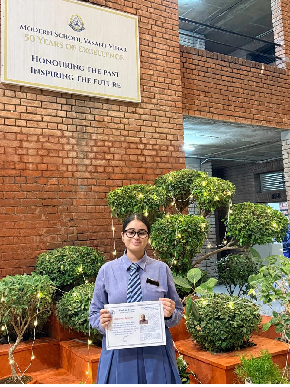 Vandita at Modern School after receiving the scholarship